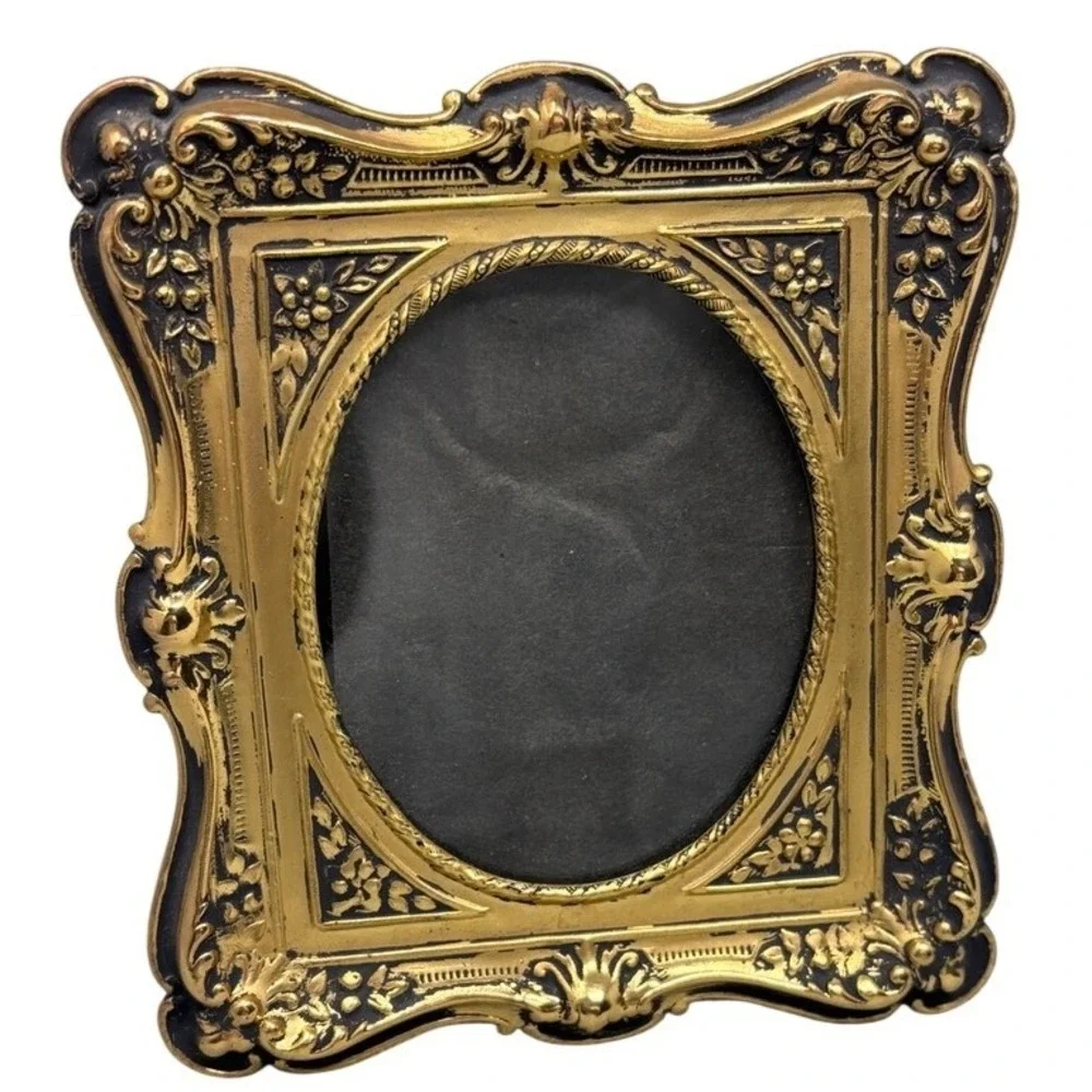 Vintage Ornate Gold and Black Floral Scrollwork Oval Picture Frame